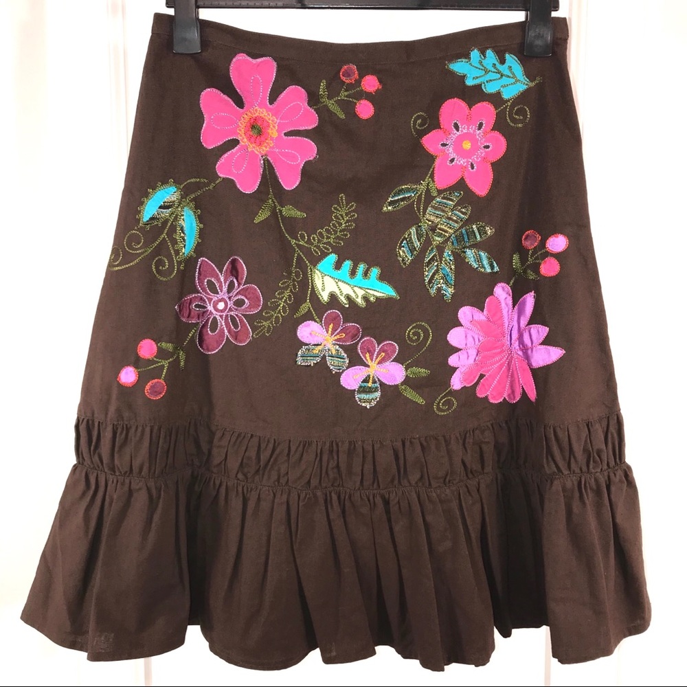 Cute Embroidered Ruffle Skirt, Size 10
